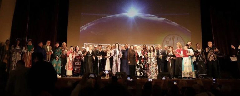 “دقيقة من اللاصمت” – تقليد جديد ليوم الشعر العالمي في موسكو