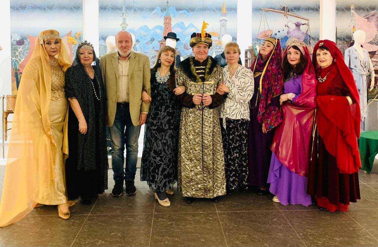 مسرح قازان الشعري يقدِّم “الليالي المصرية” المستوحاة من كلاسيكيات الأدب العربي الخالدة