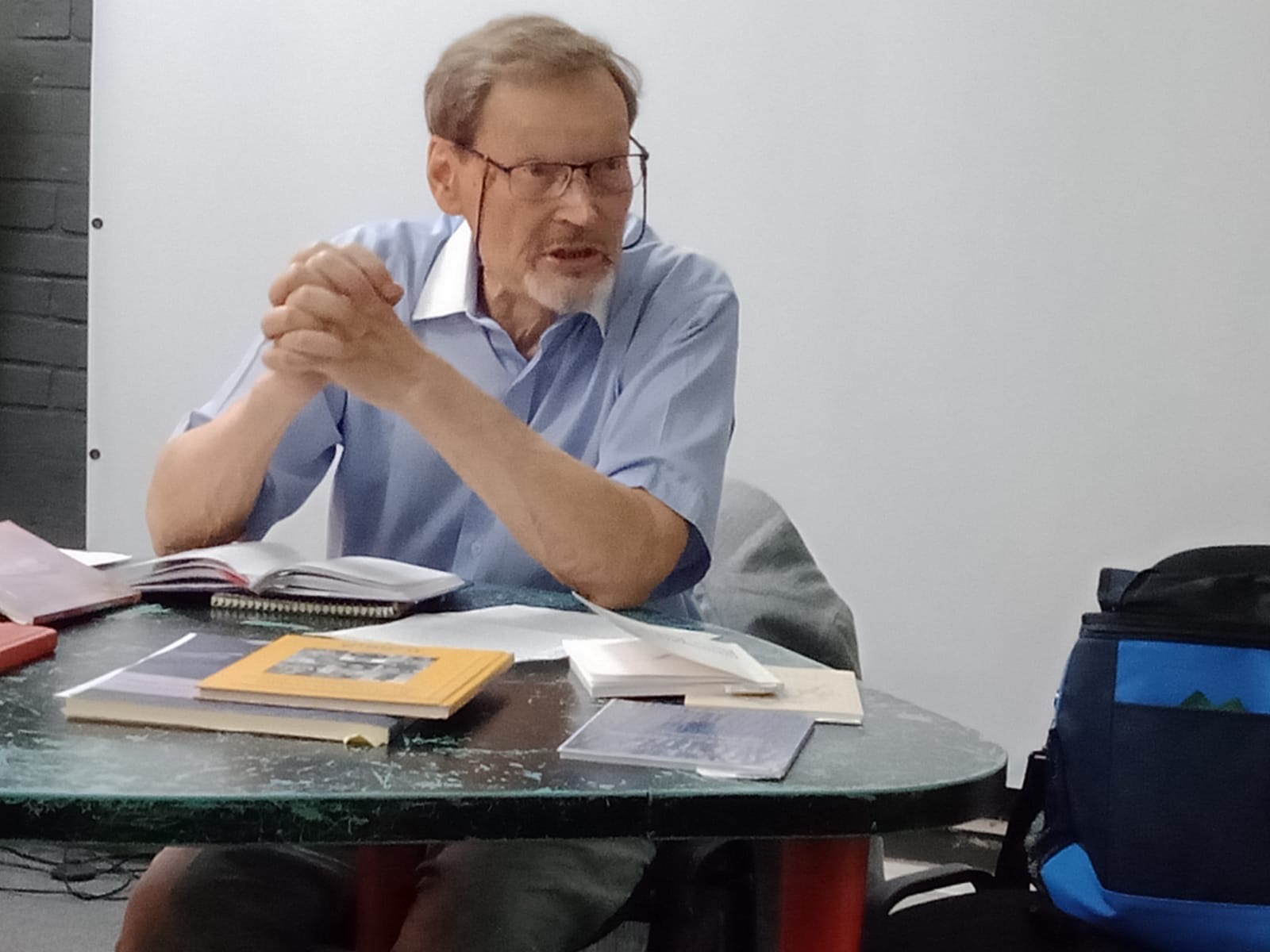 Poet Victor Klykov Honored at the “Architects of Thought” Salon