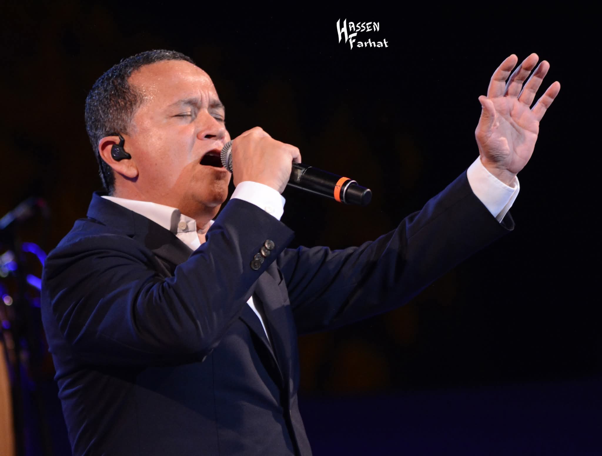 السالسا تزيد الحمامات سحرًا على سحرها