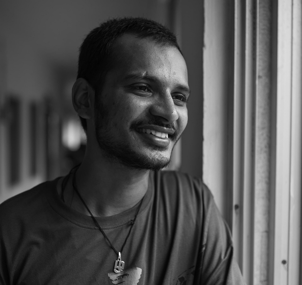 لسان بلا ذكريات. شعر سو. فيجاياكومار