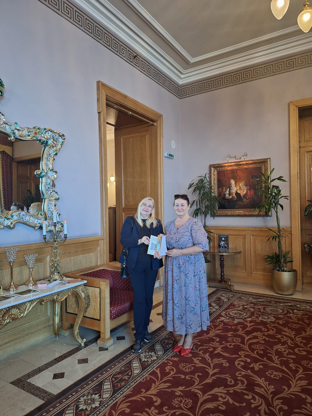 معجزة عابرة للقارات: كليوباترا تولد من جديد على طريق الحرير