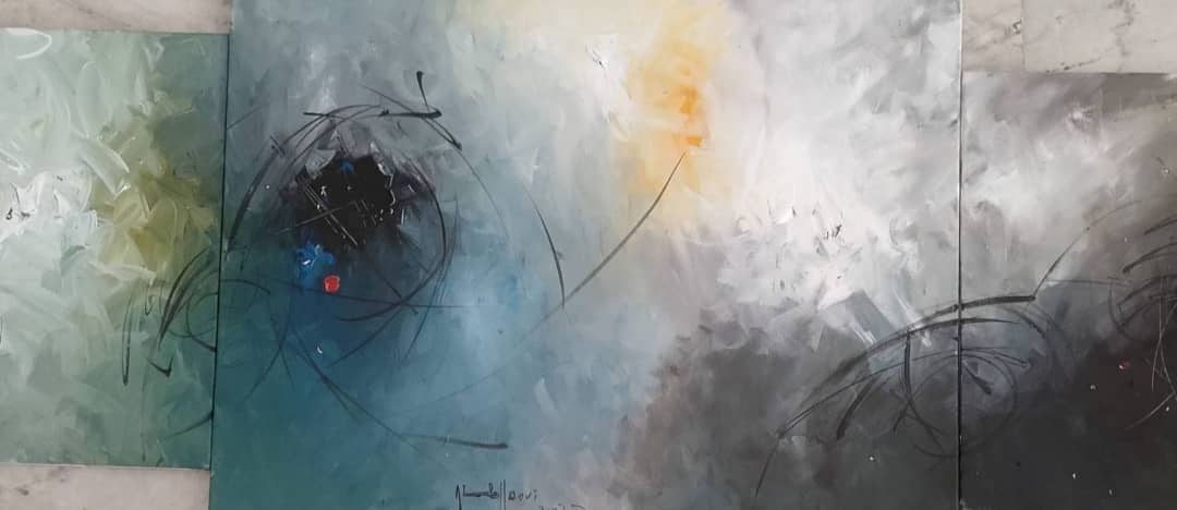 معرض أحلام الصمت البحث عن المعنى في عمق اللون