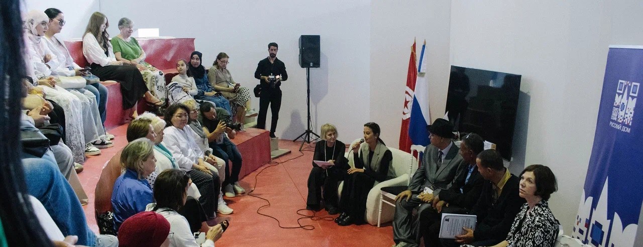 سعادة شعوب العالم في الحكايات … مائدة مستديرة دولية في تونس