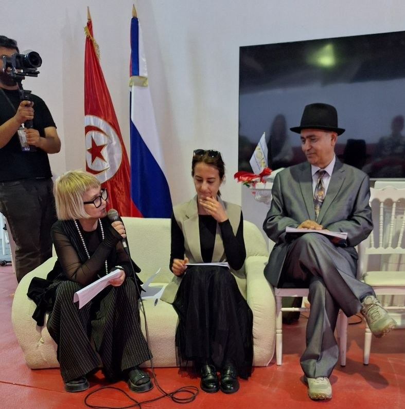The Happiness of the Peoples of the World in Fairy Tales Discussed at an International Roundtable in Tunisia