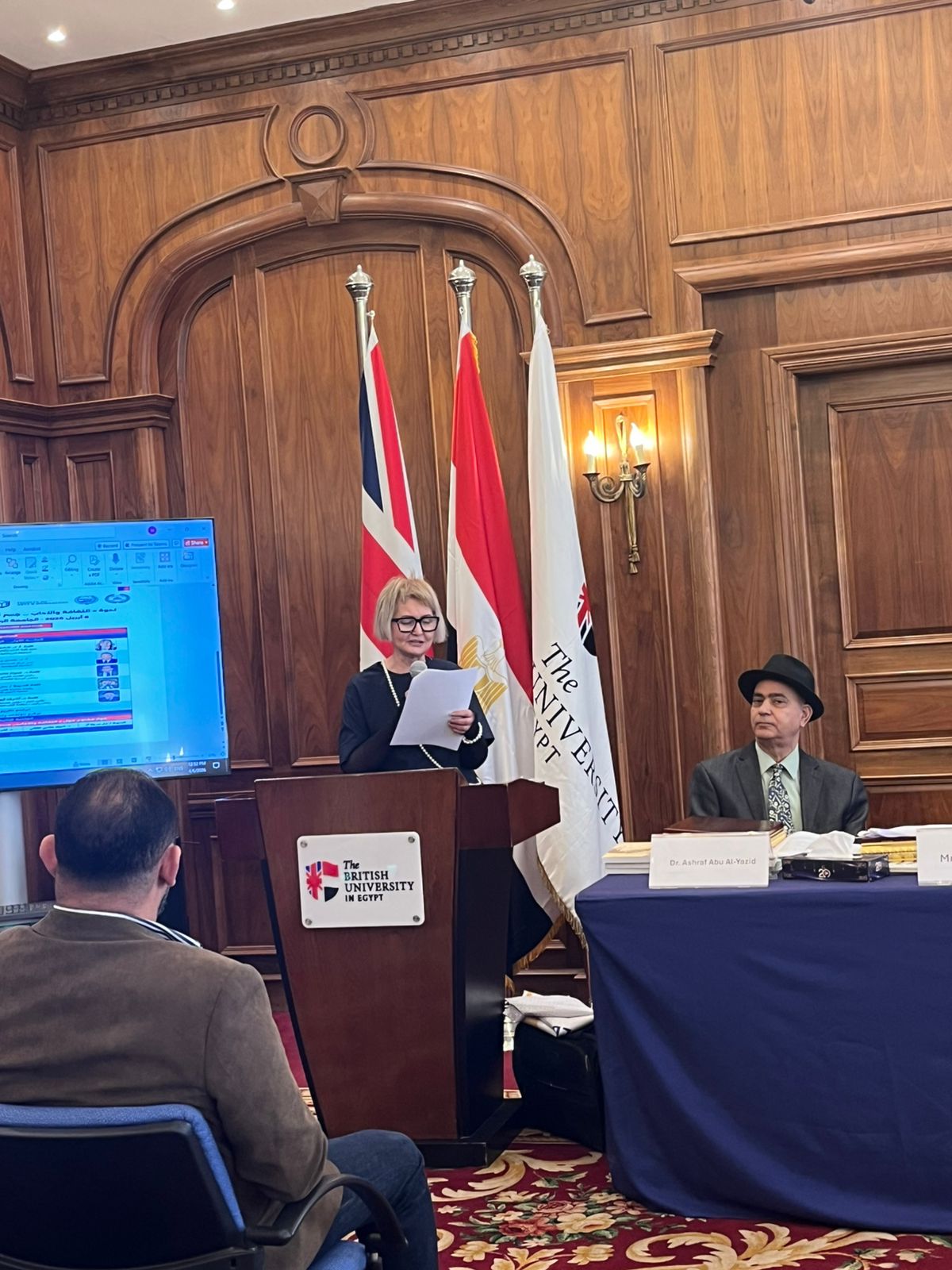 مارجريتا آل: عقدٌ للغات أبناء الكوكب الواحد