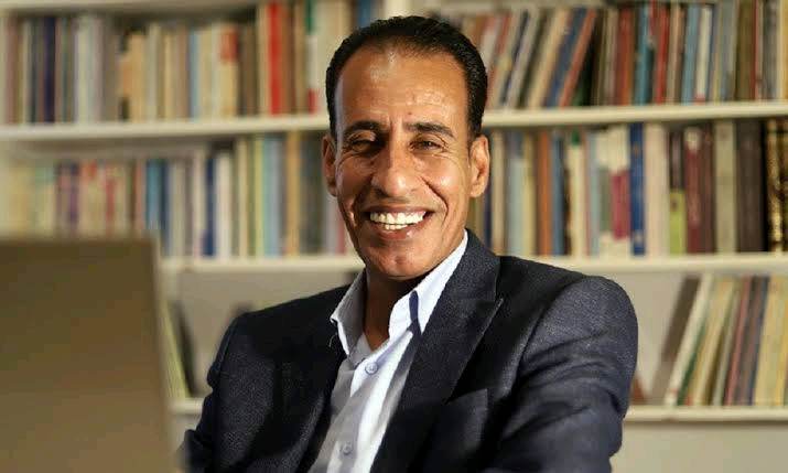 أنين الأزقة : سردية الإنسان في زمن الانكسار