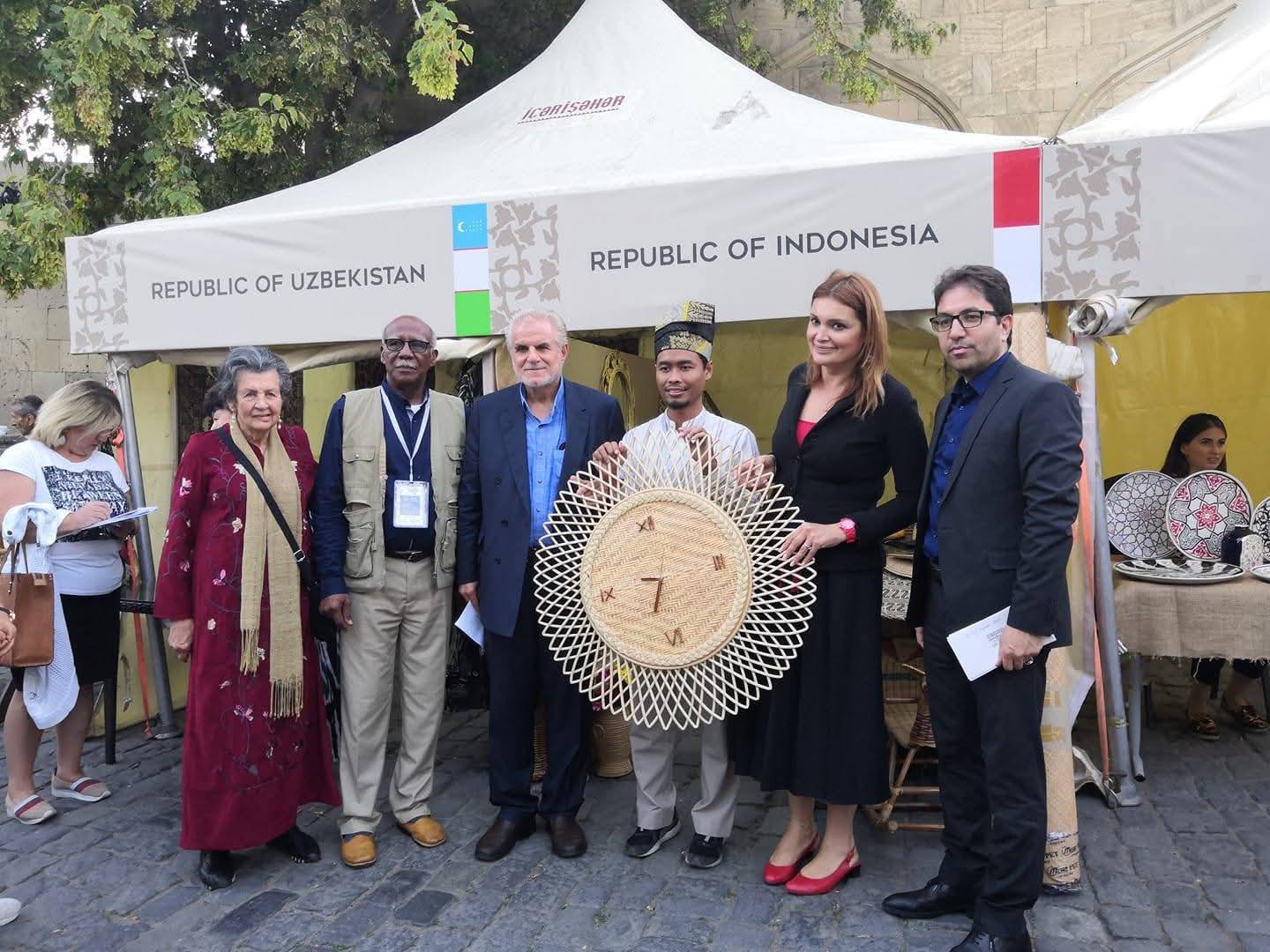  From Kalimantan to the World: Pujo Nugroho Weaves Tradition into Global Art