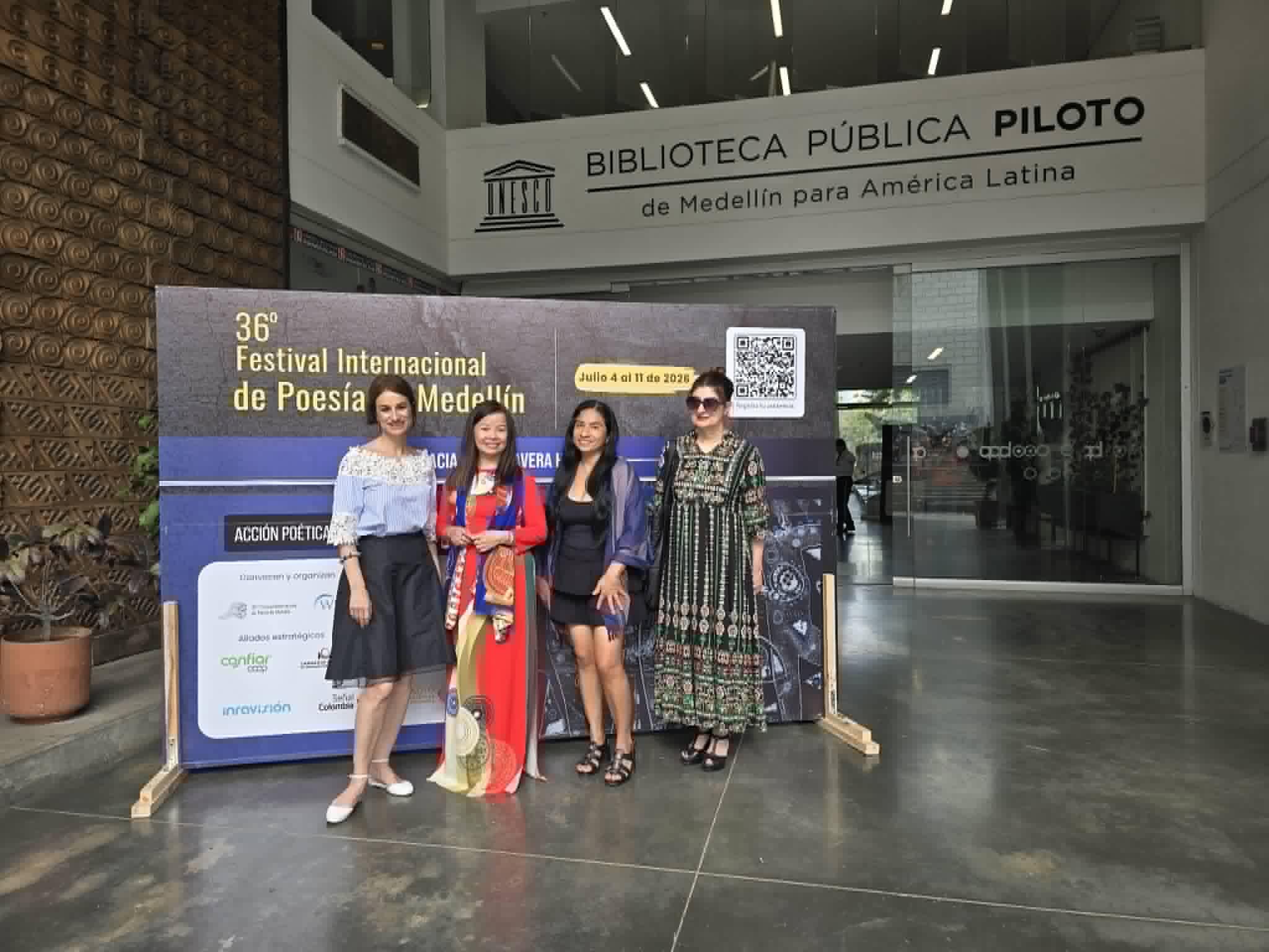 WHAT THE WORLD CAN LEARN FROM THE 36TH MEDELLÍN INTERNATIONAL POETRY FESTIVAL